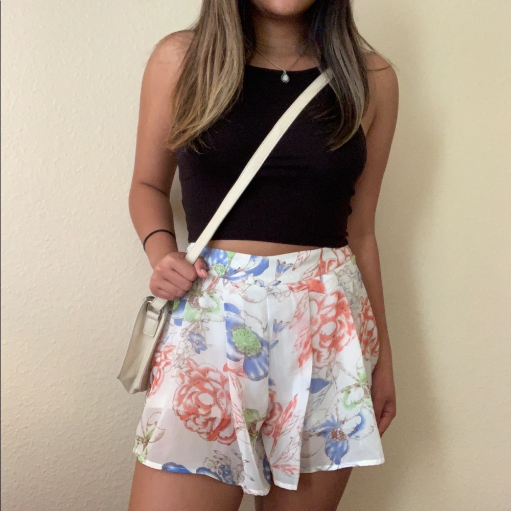 NWOT Floral Chiffon Shorts